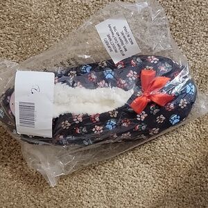 Pawprint slippers